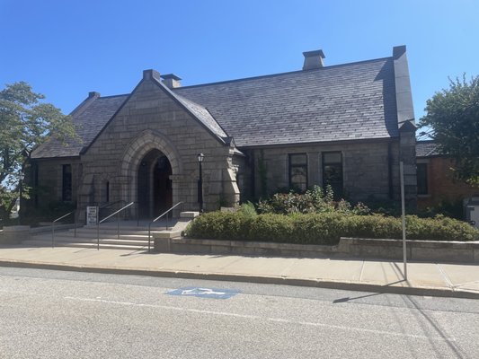 East Greenwich Free Library